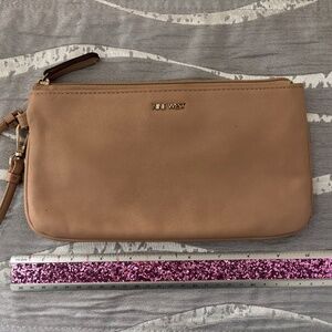 Nine west taupe wristlet